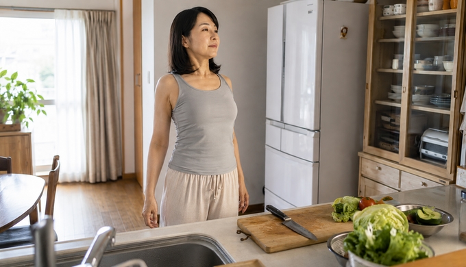 家事の合間に、背筋を伸ばす小さな習慣